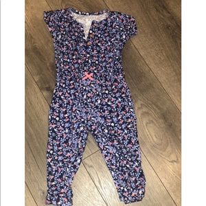 Infant/toddler floral romper! Like new! Size 9 mo.